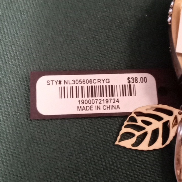 Nanette Lepore Gold-Tone Bangle Bracelet Set, NWT RARE - Picture 4 of 6